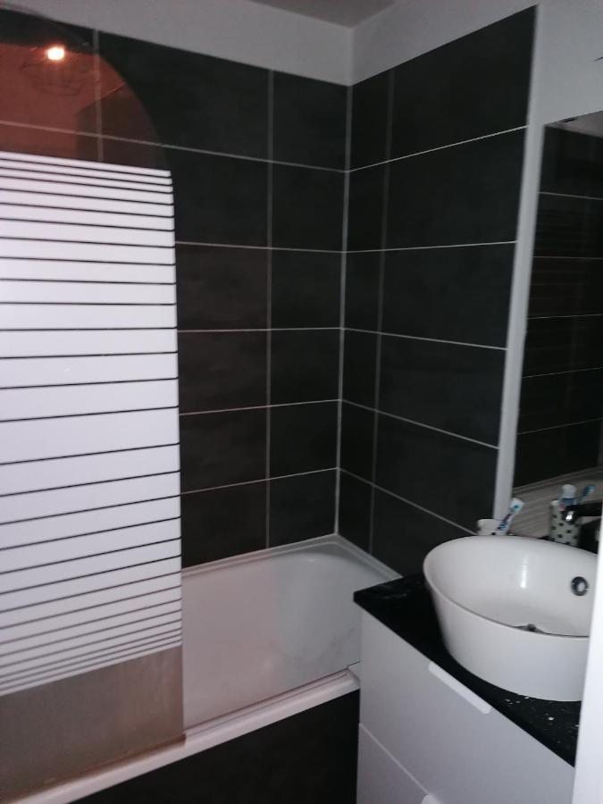Studio With Balcony, Mt Blanc View, Parking, Center Of Chamonix Esterno foto